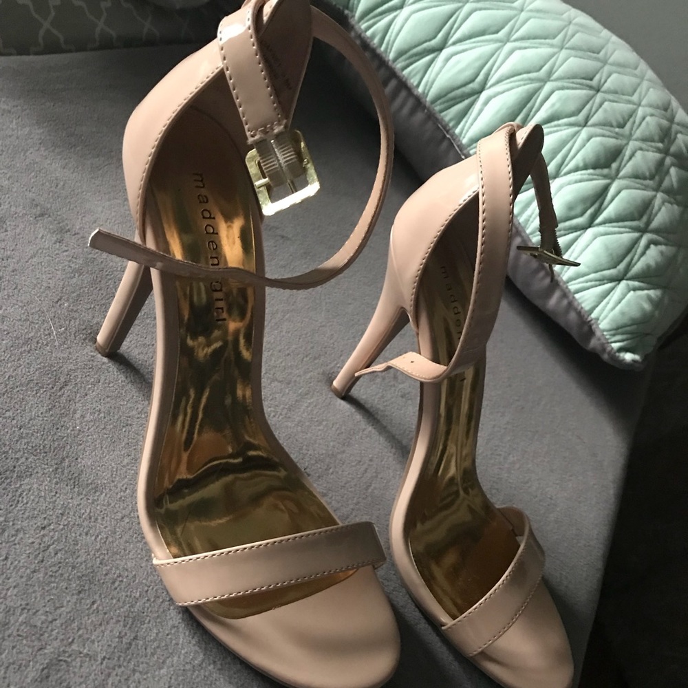 Nude heels